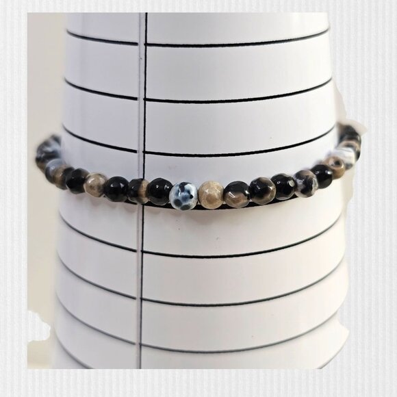 Black & Gold Beaded Stretch Bracelet Accent Beads Fits 6‎ 1/4" Wrist NWOT - Picture 3 of 4